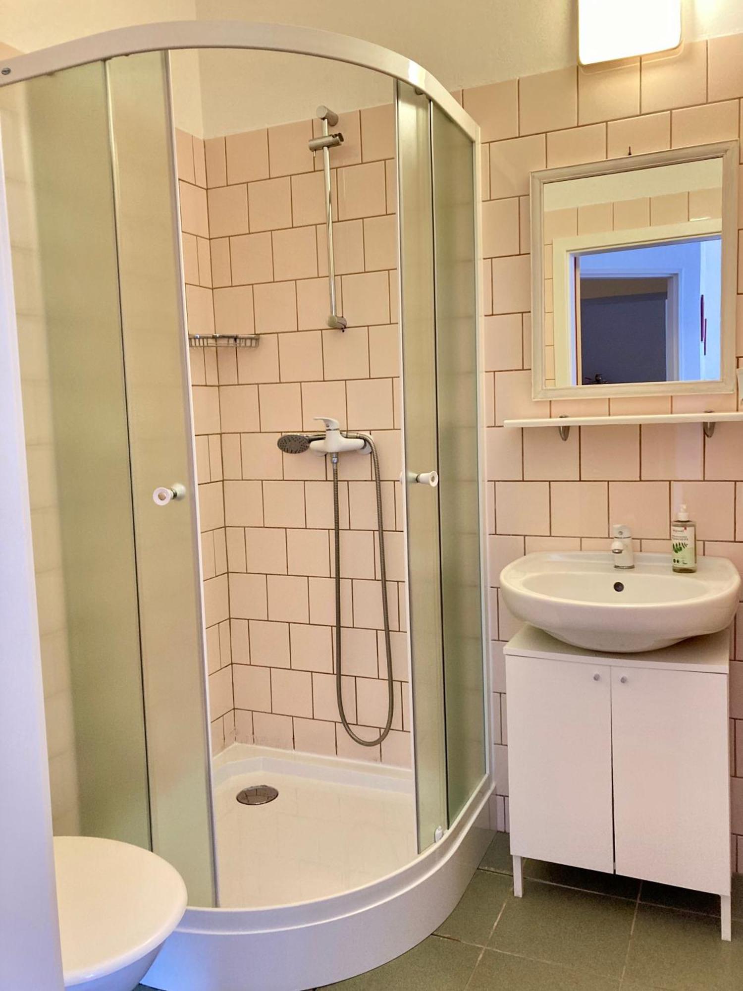 Guesthouse Mikulas Mikulov - Free Parking In The City Center Buitenkant foto